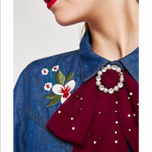 Zara bow necklace with brooch